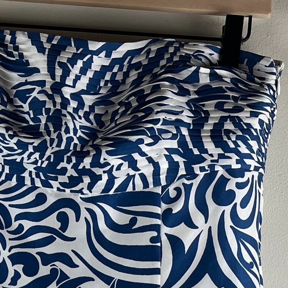 2/$30 Ann Taylor Strapless Silk Dress 6 - Picture 4 of 5